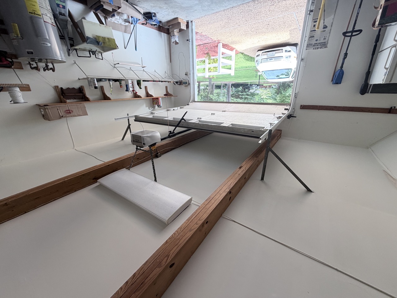 202 Dawson Dr — before work photo