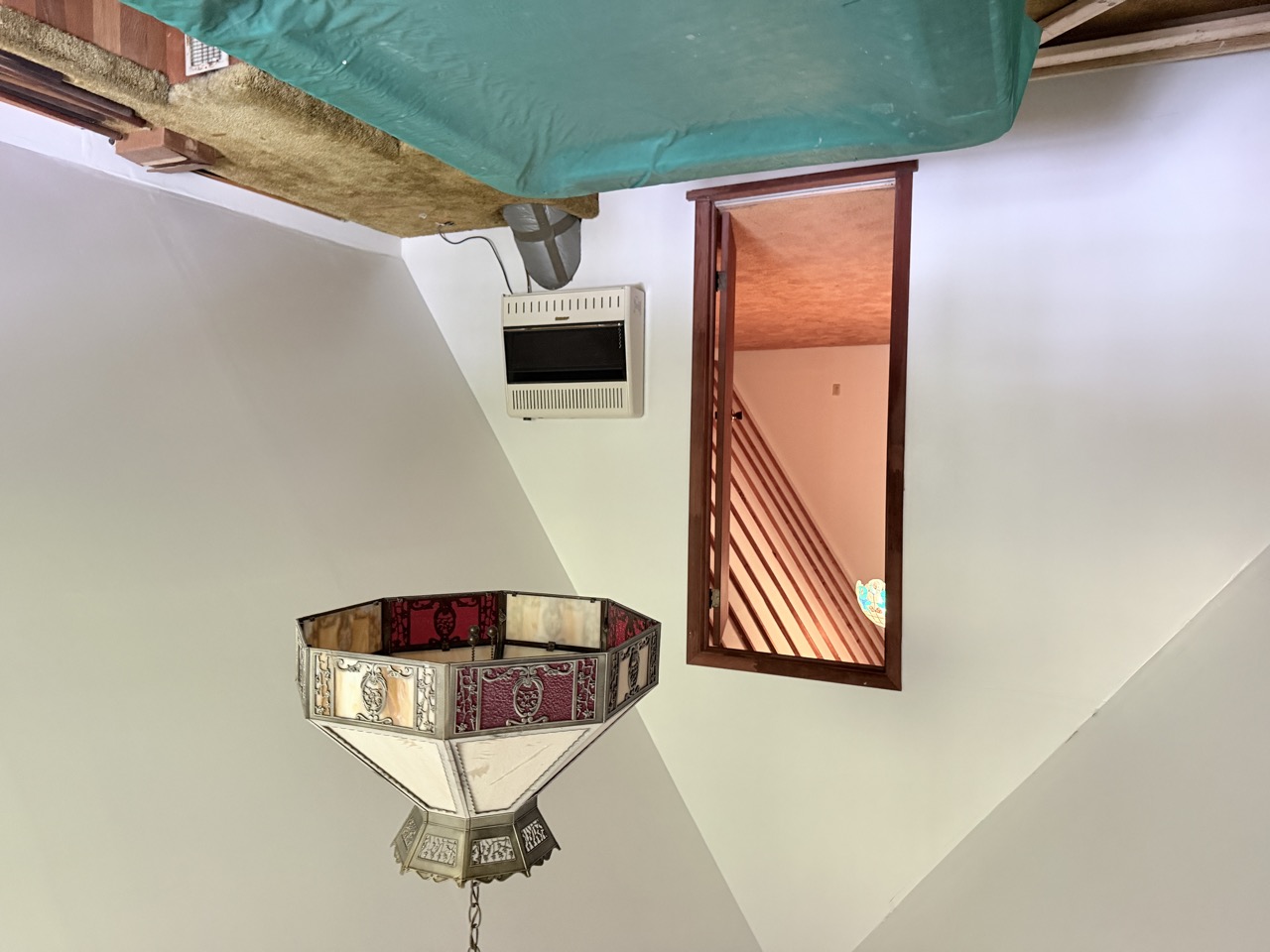 202 Dawson Dr — before work photo